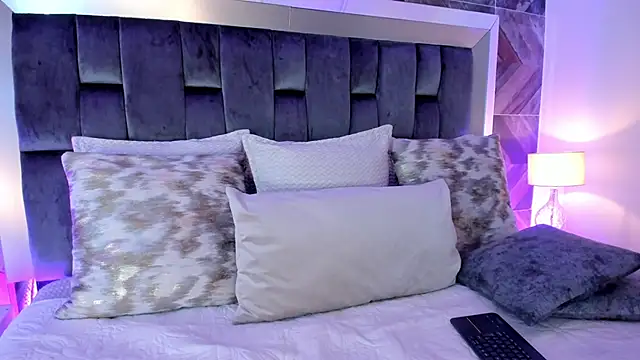 Snapshot of TaniaSmith1 chatting on March 2025 11:53:02 AM TaniaSmith1 online show from March 2025 11:53:02 AM