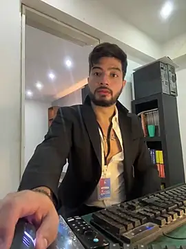 Snapshot of _tony8 chatting on November 2025 03:25:02 PM tony8 online show from November 2025 03:25:02 PM