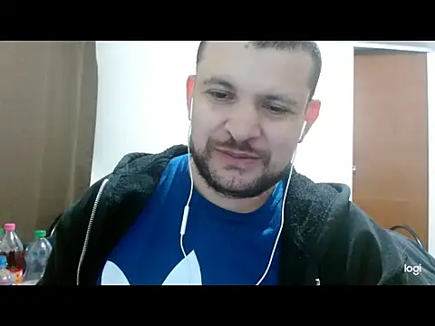 Snapshot of camiloking1720 chatting on April 2026 12:49:02 AM camiloking1720 online show from April 2026 12:49:02 AM