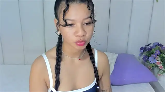 Snapshot of brithany_rousee chatting on February 2025 10:28:02 PM brithany rousee online show from February 2025 10:28:02 PM