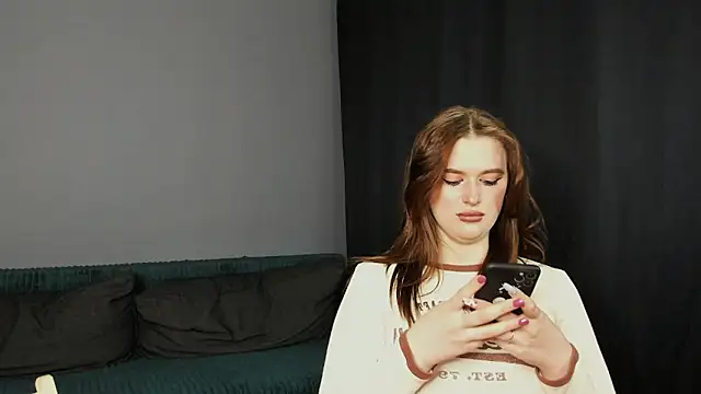 Snapshot of Pinku_kitsune chatting on March 2025 07:05:01 PM Pinku kitsune online show from March 2025 07:05:01 PM