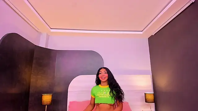 HaileeRoberts online show from October 2025 12:52:02 PM