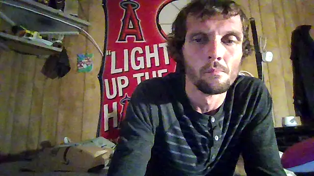 Snapshot of luke_thighwalker2469 chatting on January 2025 08:42:01 PM luke thighwalker2469 online show from January 2025 08:42:01 PM