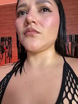 Snapshot of yey_bdsm chatting on May 2026 04:26:01 PM yey bdsm online show from May 2026 04:26:01 PM
