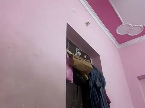 princeraj42 online show from March 2025 06:20:02 PM