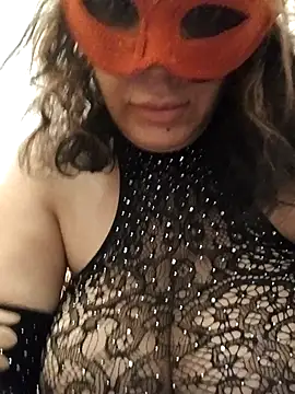 nazii010 online show from October 2025 12:25:01 AM