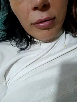 nazii010 online show from October 2025 09:15:01 PM