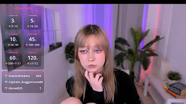SaintGirl online show from March 2025 11:57:02 PM