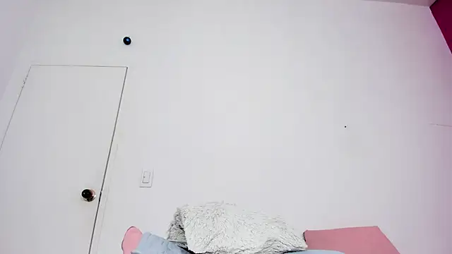 Snapshot of antonella_bonne chatting on February 2025 01:41:02 AM antonella bonne online show from February 2025 01:41:02 AM