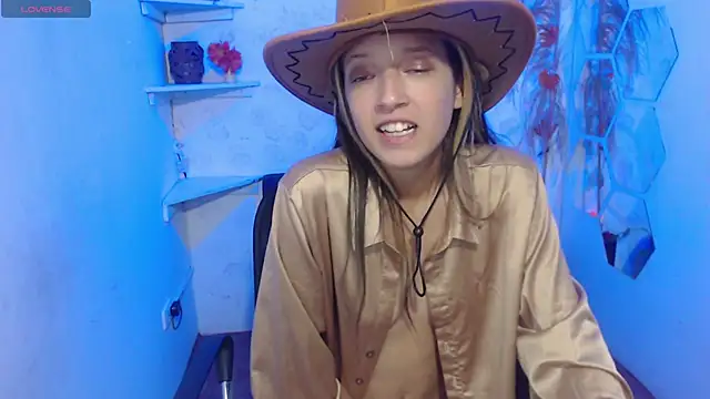 ZoePrest  online show from January 2025 09:35:01 AM