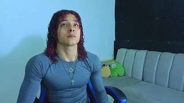 Demitryo online show from September 2025 03:50:01 AM