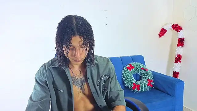 Demitryo online show from November 2025 05:17:01 AM