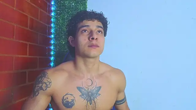 Snapshot of Demitryo chatting on March 2026 04:58:01 AM Demitryo online show from March 2026 04:58:01 AM