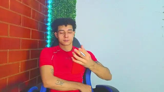 Snapshot of Demitryo chatting on March 2026 05:02:01 AM Demitryo online show from March 2026 05:02:01 AM