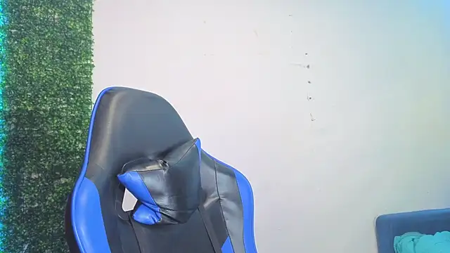 Snapshot of Demitryo chatting on March 2026 03:12:01 AM Demitryo online show from March 2026 03:12:01 AM