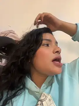 Snapshot of lolaa_staars chatting on October 2025 05:26:02 AM lolaa staars online show from October 2025 05:26:02 AM