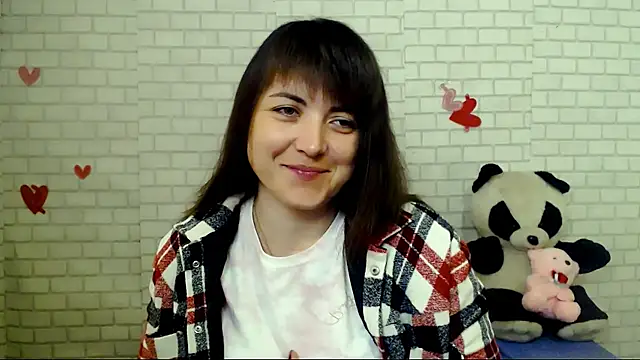 Darina M  online show from May 2026 04:40:01 AM