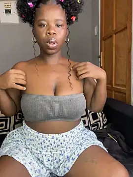 Snapshot of DarkBerry87 chatting on February 2025 11:52:01 AM DarkBerry87 online show from February 2025 11:52:01 AM