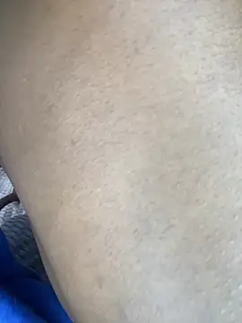 Snapshot of DarkBerry87 chatting on October 2025 06:43:02 AM DarkBerry87 online show from October 2025 06:43:02 AM