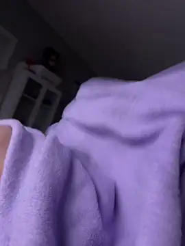 Lucrecio19 online show from December 2025 09:16:02 AM