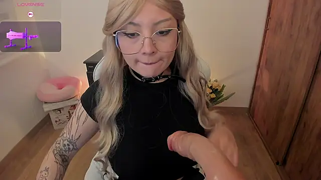 Hannya moon online show from January 2026 05:26:01 PM