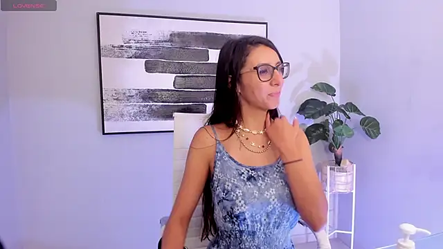 Snapshot of luna_willians chatting on March 2025 06:34:01 PM luna willians online show from March 2025 06:34:01 PM