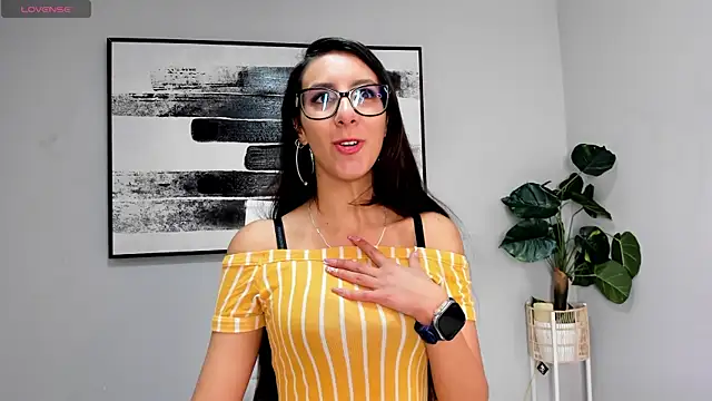 Snapshot of luna_willians chatting on March 2025 12:25:01 PM luna willians online show from March 2025 12:25:01 PM