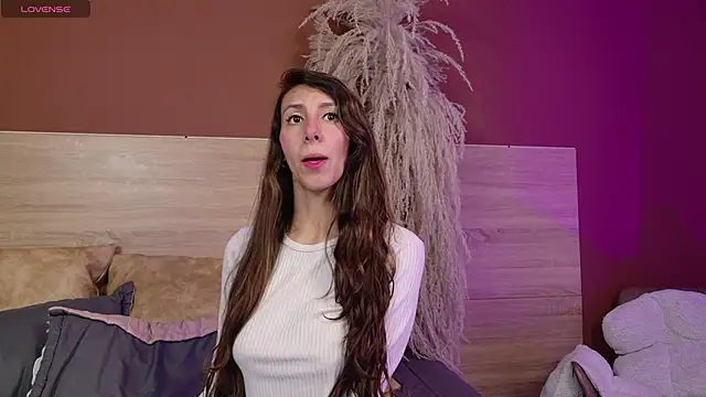 luna willians online show from April 2026 05:55:01 PM