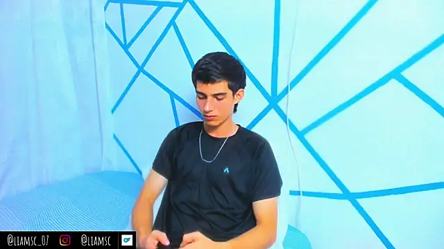 Snapshot of liam_scott77 chatting on September 2025 03:38:02 PM liam scott77 online show from September 2025 03:38:02 PM