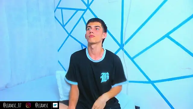 Snapshot of liam_scott77 chatting on October 2025 09:56:01 PM liam scott77 online show from October 2025 09:56:01 PM