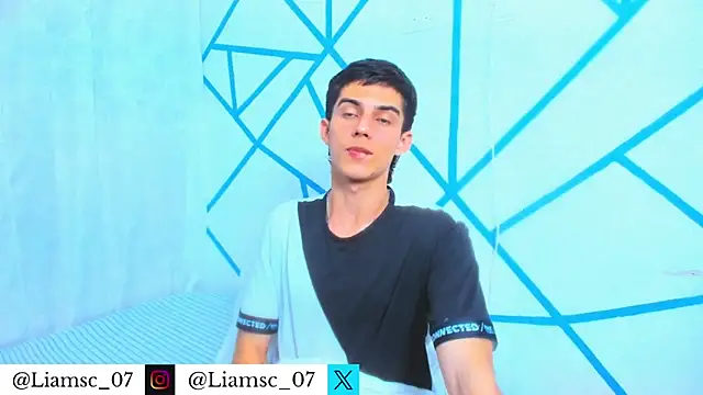 Snapshot of liam_scott77 chatting on November 2025 10:10:01 PM liam scott77 online show from November 2025 10:10:01 PM