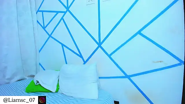 Snapshot of liam_scott77 chatting on February 2026 02:53:01 AM liam scott77 online show from February 2026 02:53:01 AM