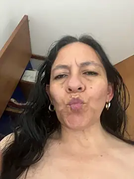 Freya Artemisa online show from February 2025 05:45:02 AM