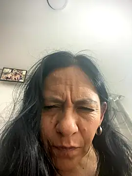 Freya Artemisa online show from November 2025 06:51:01 PM