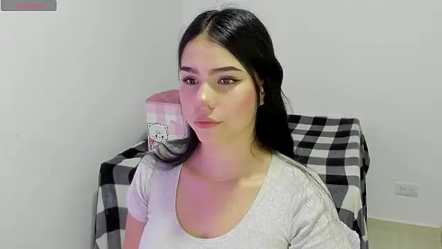 Natasha su  online show from February 2025 01:02:01 AM