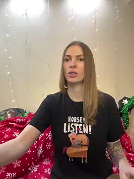 Snapshot of RachelBelI chatting on December 2024 11:21:01 PM RachelBelI online show from December 2024 11:21:01 PM