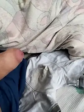 Snapshot of Grig1982 chatting on April 2026 06:09:01 AM Grig1982 online show from April 2026 06:09:01 AM