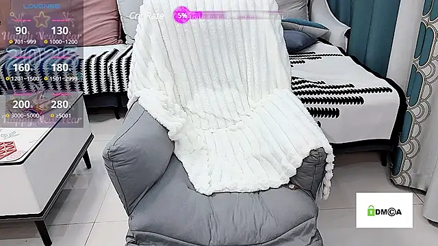 QQ-tutu online show from January 2025 01:35:01 PM