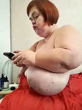 Snapshot of MIDGET-TITS chatting on January 2025 09:37:02 AM MIDGET-TITS online show from January 2025 09:37:02 AM