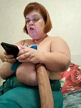 Snapshot of MIDGET-TITS chatting on February 2025 02:54:02 PM MIDGET-TITS online show from February 2025 02:54:02 PM