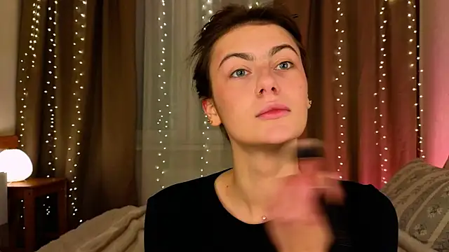 Snapshot of tomorrows_day chatting on January 2026 09:17:01 PM tomorrows day online show from January 2026 09:17:01 PM