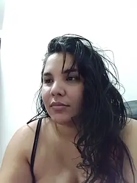 Snapshot of sinay024 chatting on February 2026 02:07:01 PM sinay024 online show from February 2026 02:07:01 PM