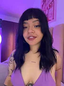 Snapshot of Ashley_Chriss chatting on December 2025 07:03:01 AM Ashley Chriss online show from December 2025 07:03:01 AM