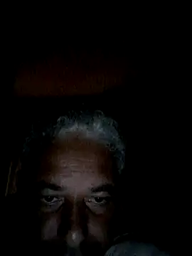 Snapshot of gordonunes chatting on February 2026 04:30:02 AM gordonunes online show from February 2026 04:30:02 AM