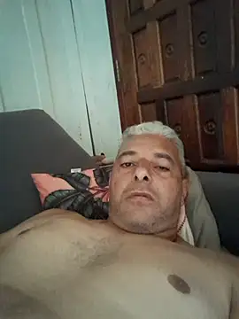 Snapshot of gordonunes chatting on February 2026 11:20:01 AM gordonunes online show from February 2026 11:20:01 AM