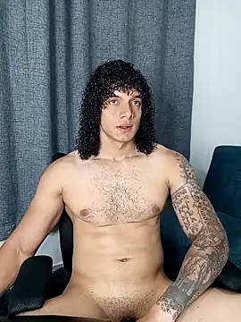 Snapshot of curly_muscle chatting on February 2026 08:59:01 PM curly muscle online show from February 2026 08:59:01 PM
