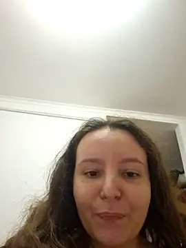 Snapshot of LineaDemie chatting on October 2025 04:59:02 PM LineaDemie online show from October 2025 04:59:02 PM