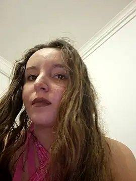 Snapshot of LineaDemie chatting on October 2025 04:29:02 PM LineaDemie online show from October 2025 04:29:02 PM