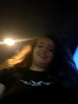 Snapshot of LineaDemie chatting on May 2026 05:43:01 PM LineaDemie online show from May 2026 05:43:01 PM