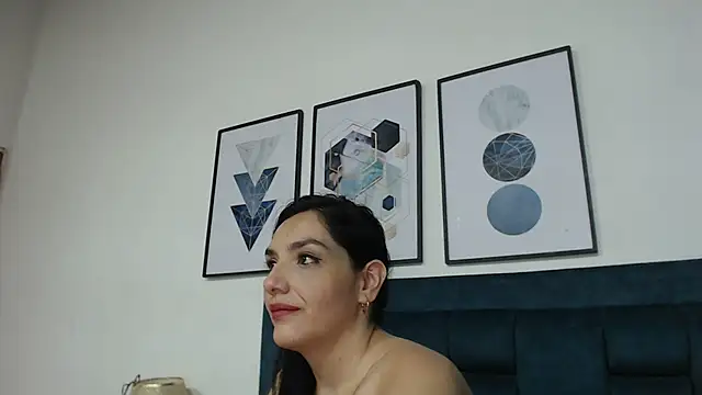 Snapshot of Sophia-Smith2 chatting on March 2025 07:03:02 PM Sophia-Smith2 online show from March 2025 07:03:02 PM